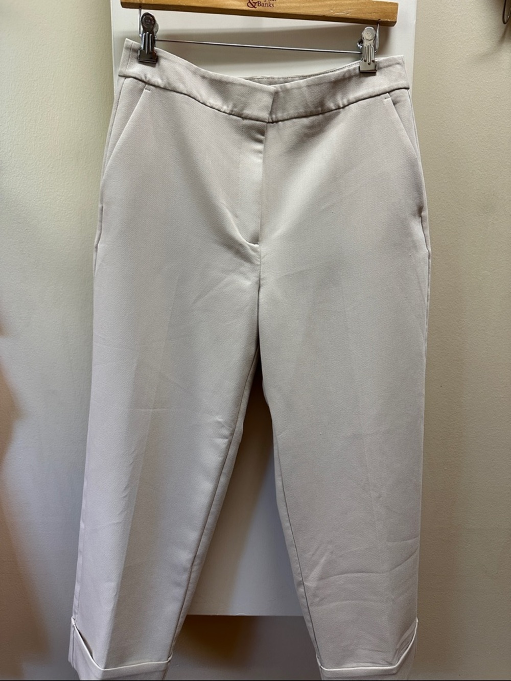 AbercrTailored Cream Cropped Ponte Pants
